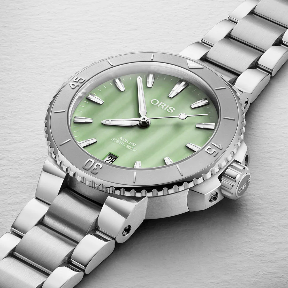 Oris Aquis 36.5mm 01 733 7770 4157-07 8 18 05P - Image 4